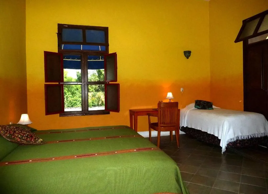 Hotel Medio Mundo Mérida